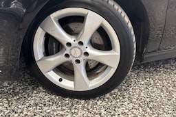 Musta Mercedes-Benz B 2013 kuva 29.