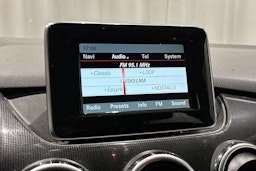 musta Mercedes-Benz B 2013 kuva 20.