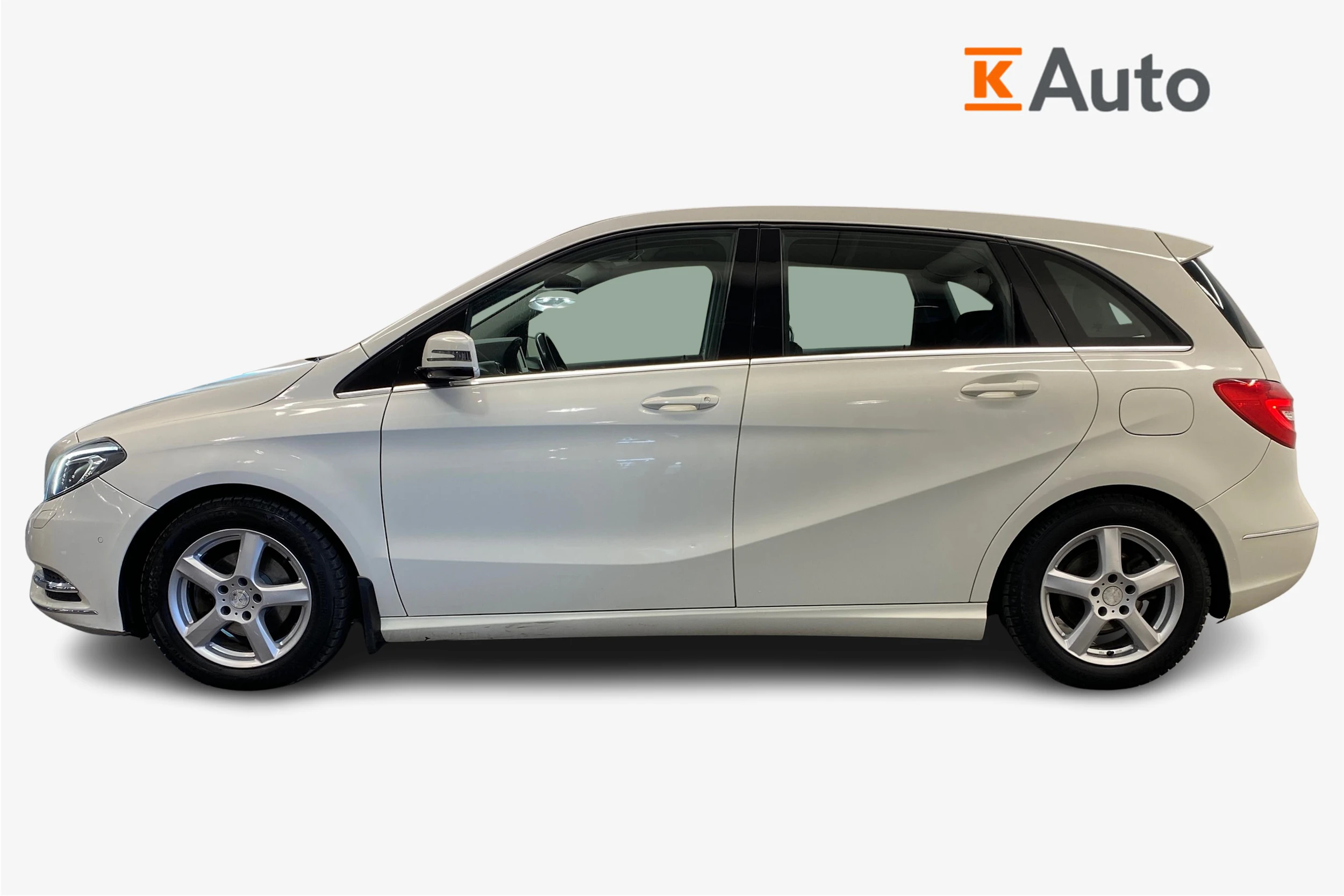 valkoinen Mercedes-Benz B 2014 kuva 7.