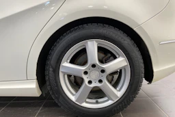 valkoinen Mercedes-Benz B 2014 kuva 13.