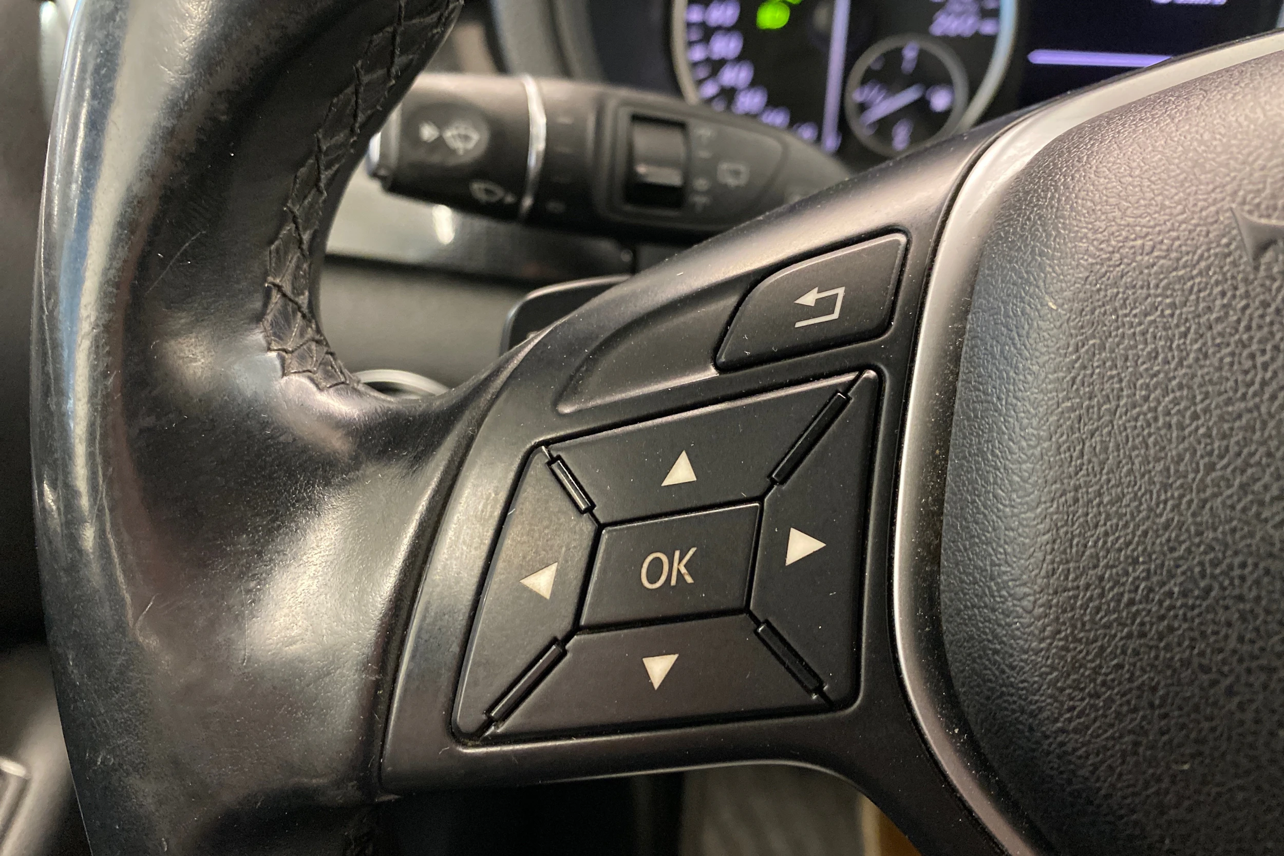 valkoinen Mercedes-Benz B 2014 kuva 17.