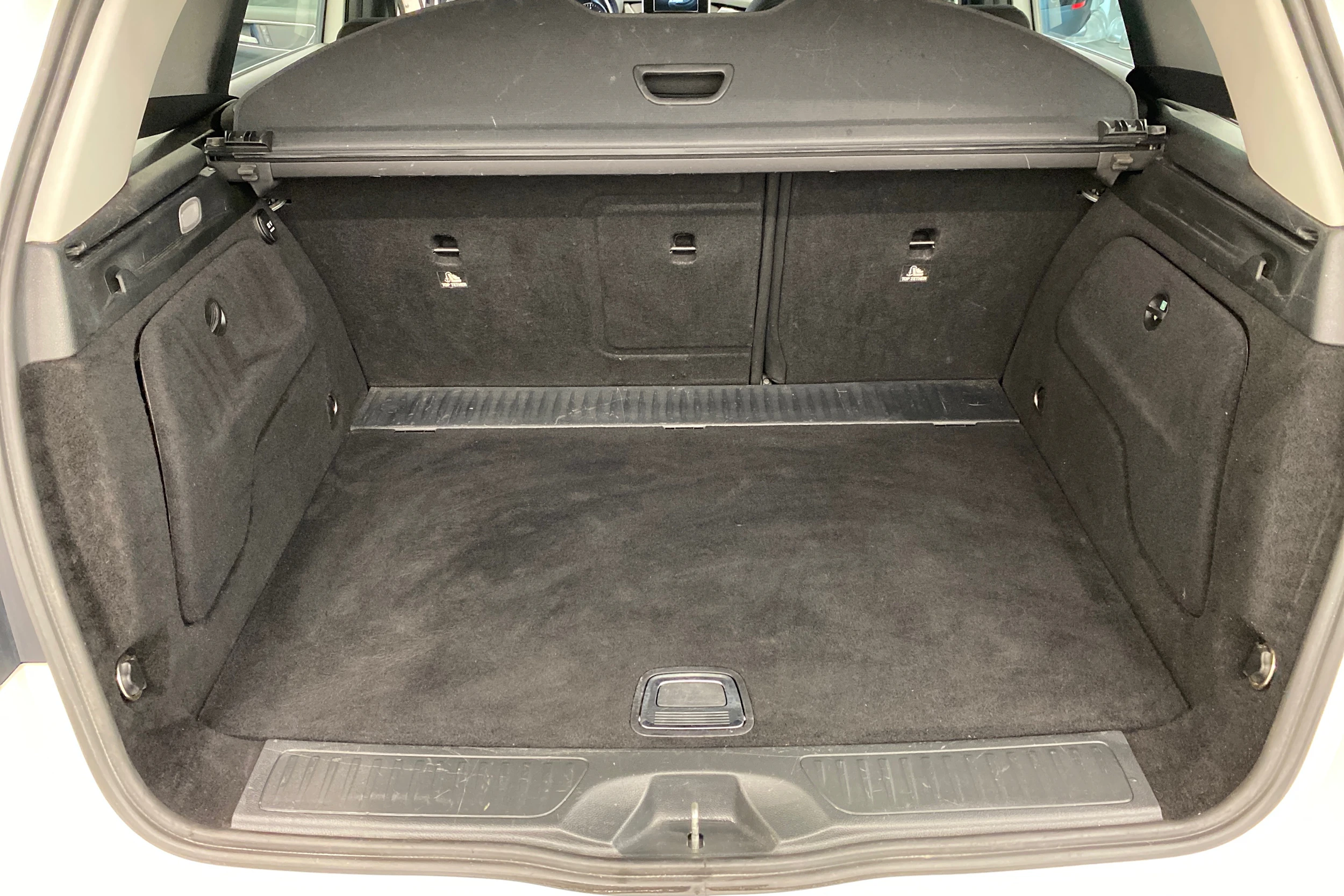 valkoinen Mercedes-Benz B 2014 kuva 22.
