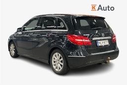 musta Mercedes-Benz B 2014 kuva 2.