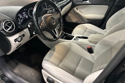 musta Mercedes-Benz B 2014 kuva 3.