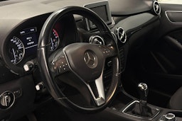 valkoinen Mercedes-Benz B 2014 kuva 6.