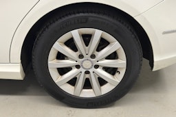valkoinen Mercedes-Benz B 2014 kuva 10.