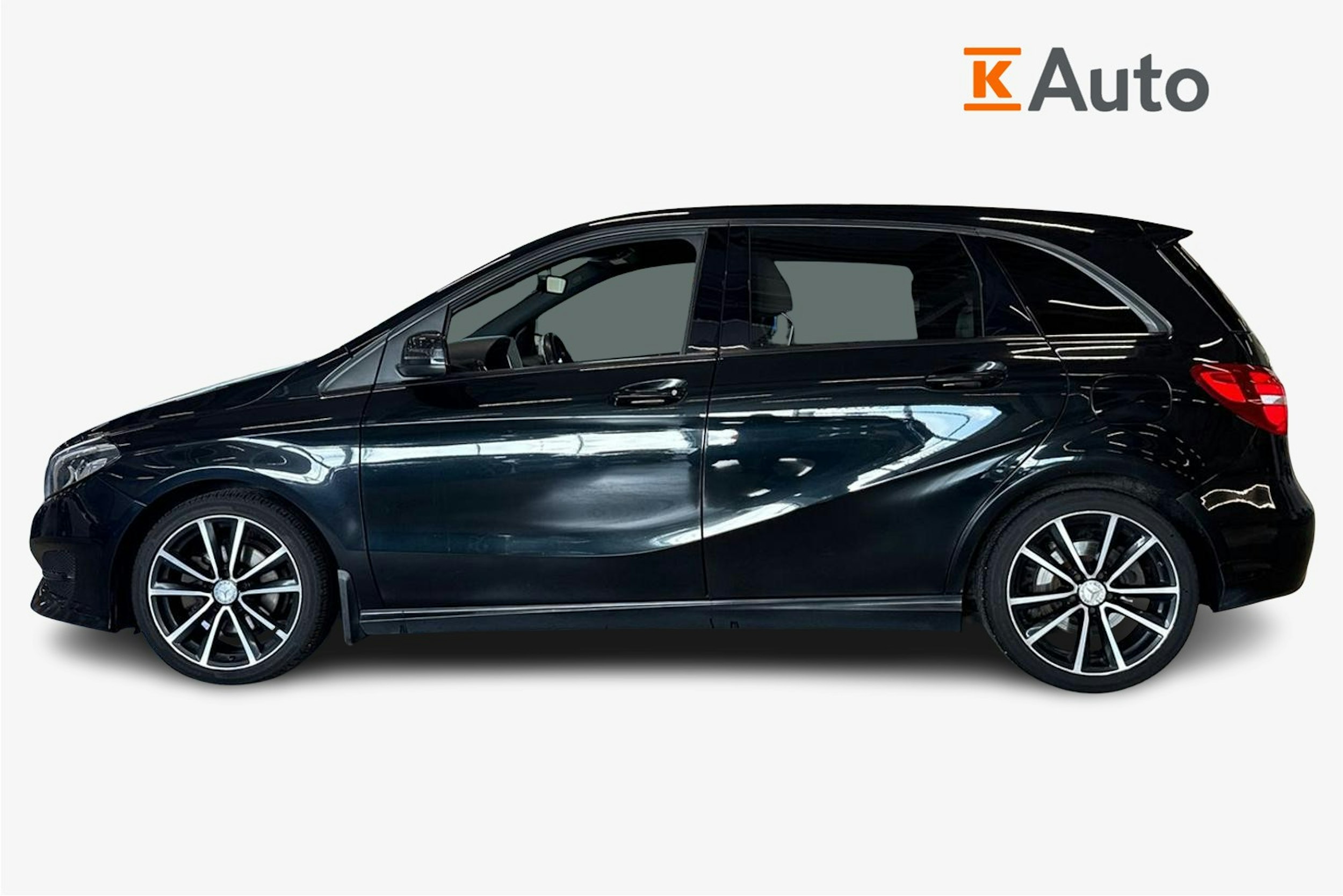 musta Mercedes-Benz B 2014 kuva 6.