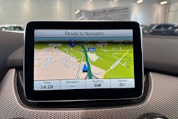 musta Mercedes-Benz B 2014 kuva 17.