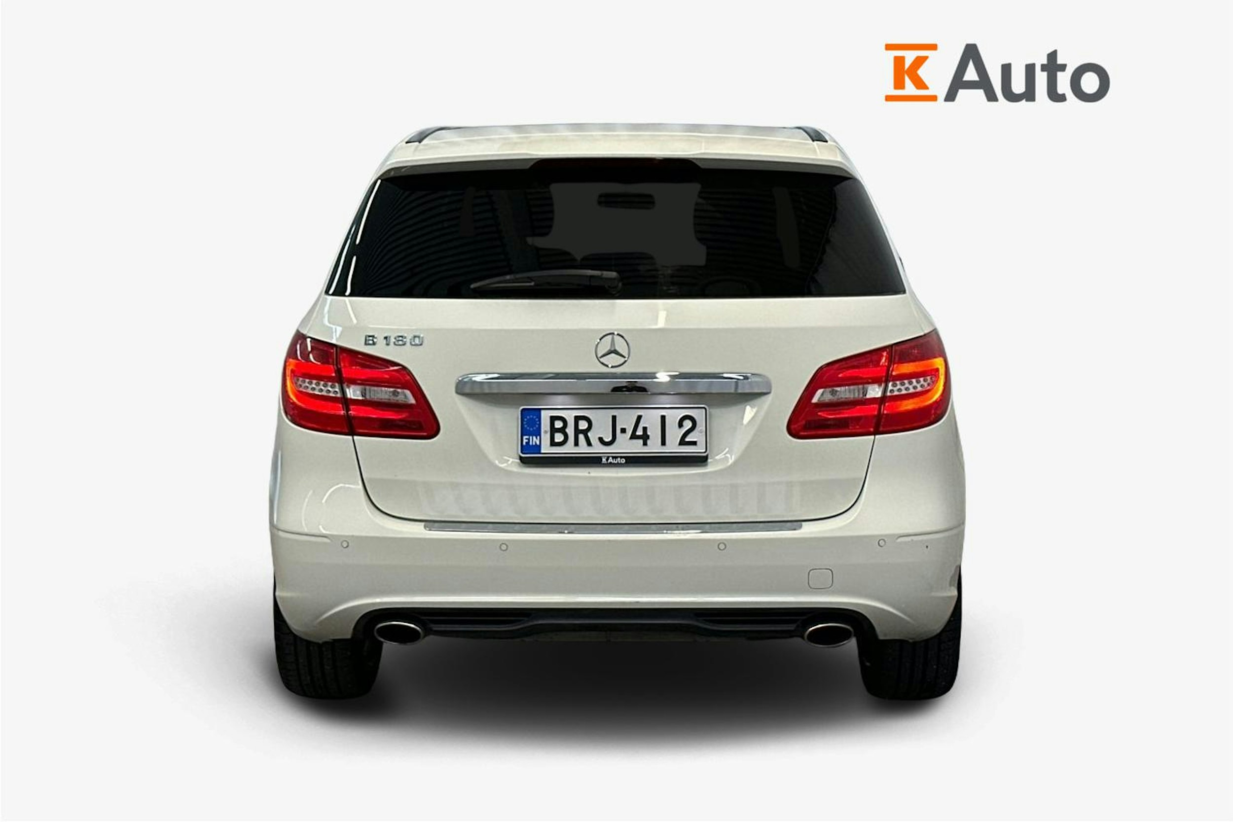 valkoinen Mercedes-Benz B 2015 kuva 3.