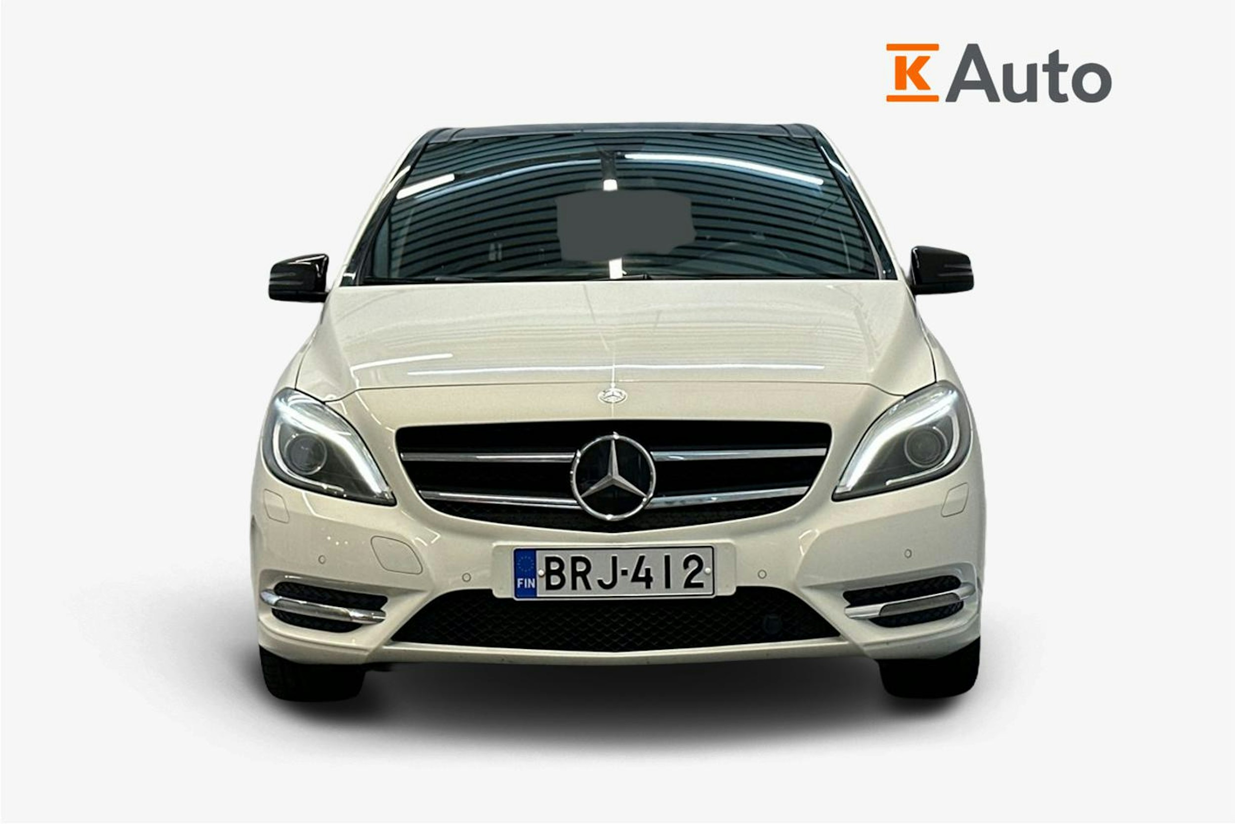 valkoinen Mercedes-Benz B 2015 kuva 5.