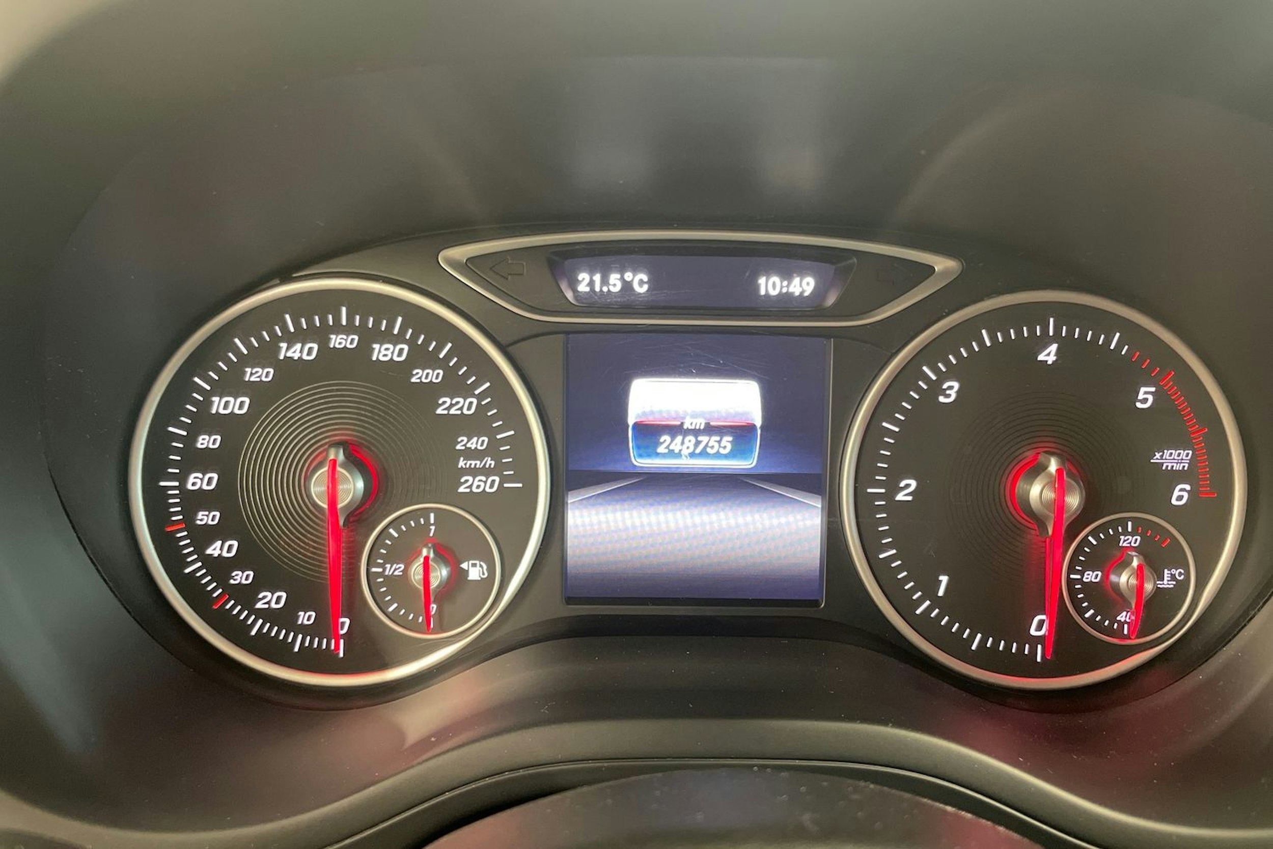 valkoinen Mercedes-Benz B 2016 kuva 14.