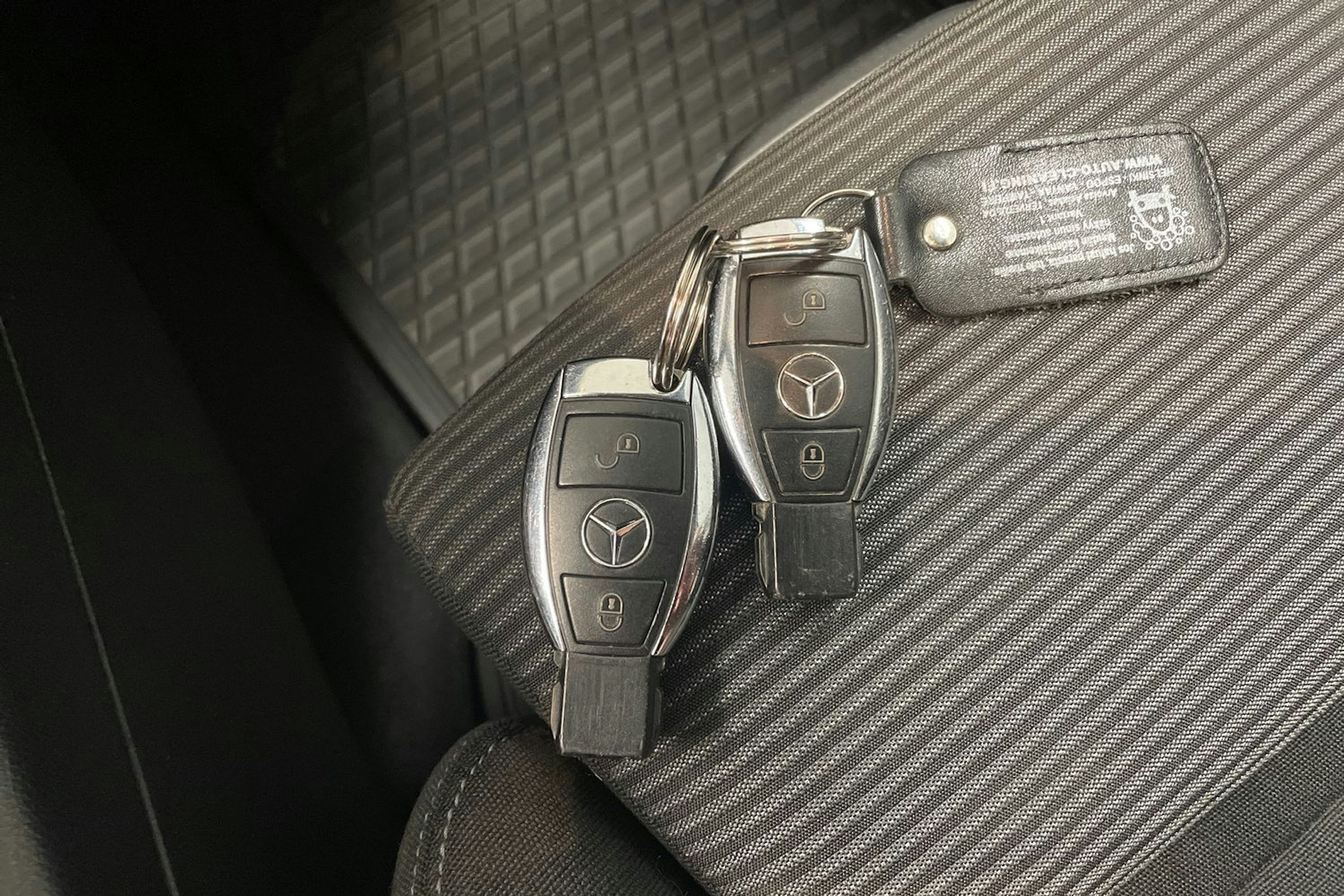 valkoinen Mercedes-Benz B 2016 kuva 18.