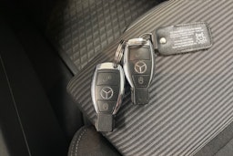 valkoinen Mercedes-Benz B 2016 kuva 18.