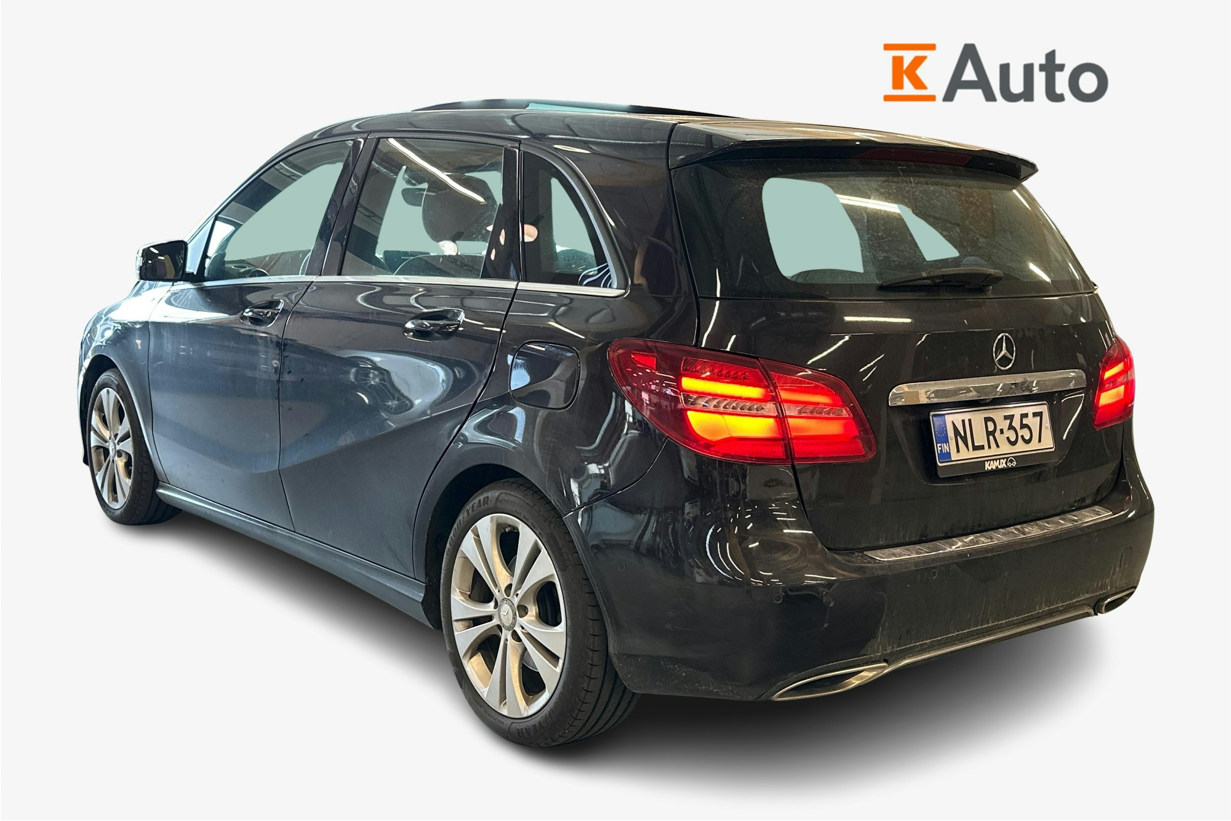 met. violetti Mercedes-Benz B 2016 kuva 2.