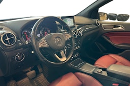 met. violetti Mercedes-Benz B 2016 kuva 3.