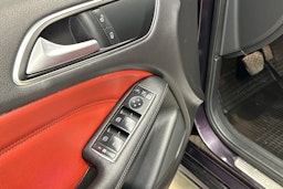 met. violetti Mercedes-Benz B 2016 kuva 16.