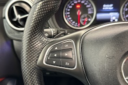 met. violetti Mercedes-Benz B 2016 kuva 20.