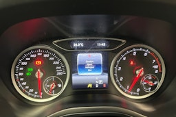 met. violetti Mercedes-Benz B 2016 kuva 26.