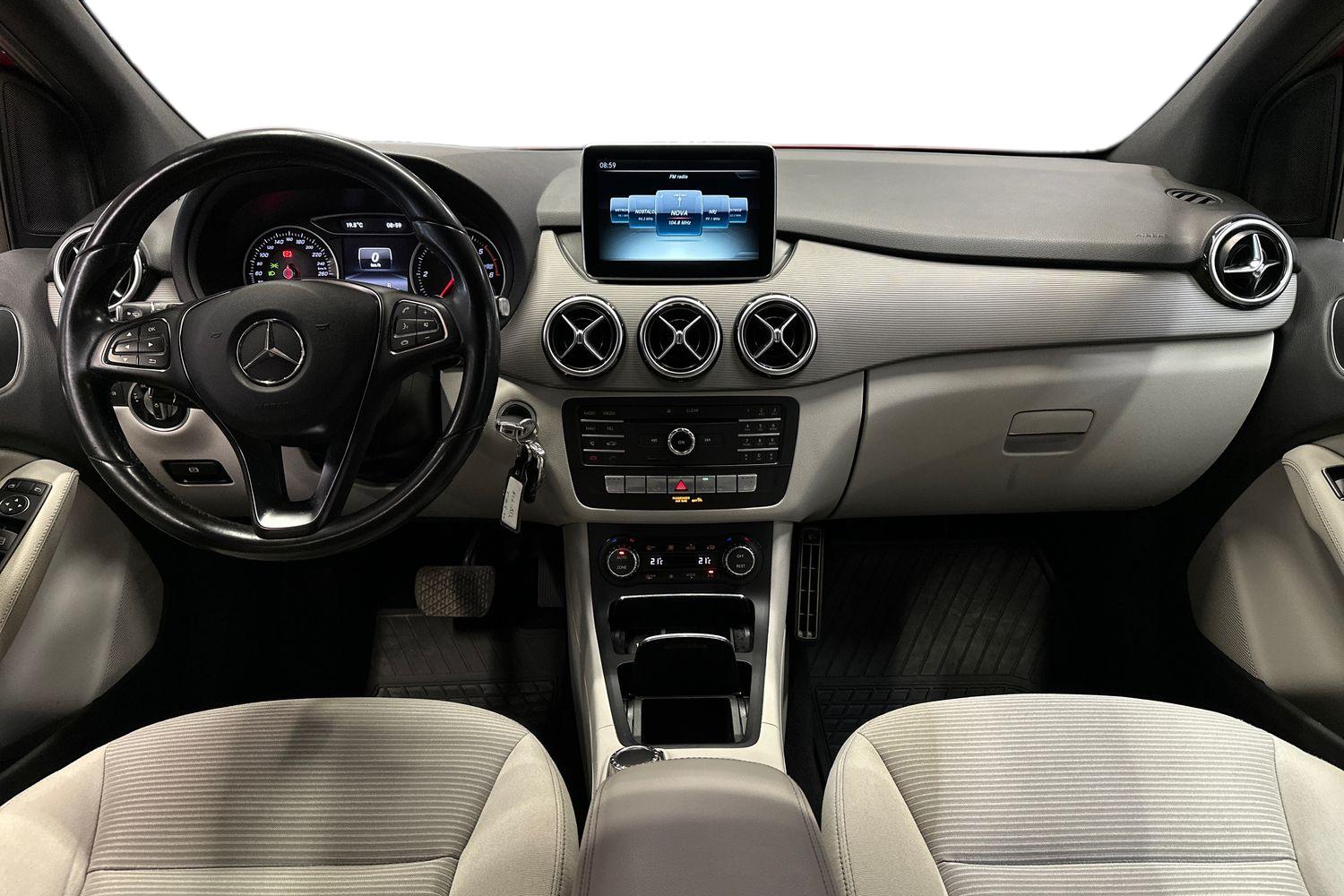 Mercedes-Benz B 180 d A Premium Business 2016, kuva 7/25