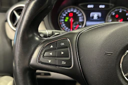 punainen Mercedes-Benz B 2016 kuva 21.