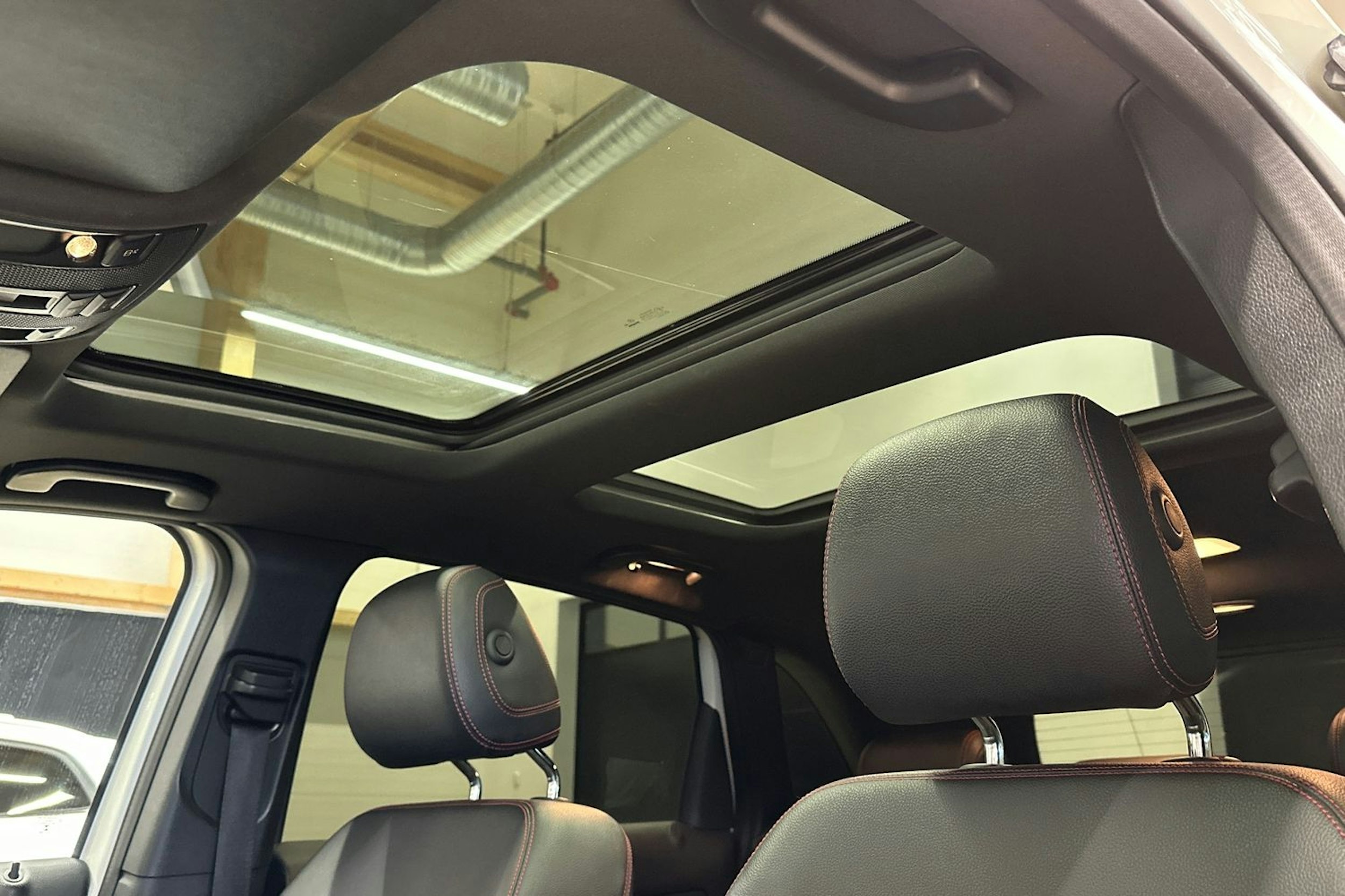 valkoinen Mercedes-Benz B 2017 kuva 18.