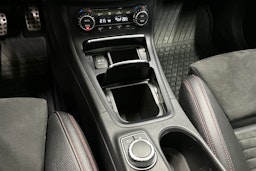 valkoinen Mercedes-Benz B 2017 kuva 23.