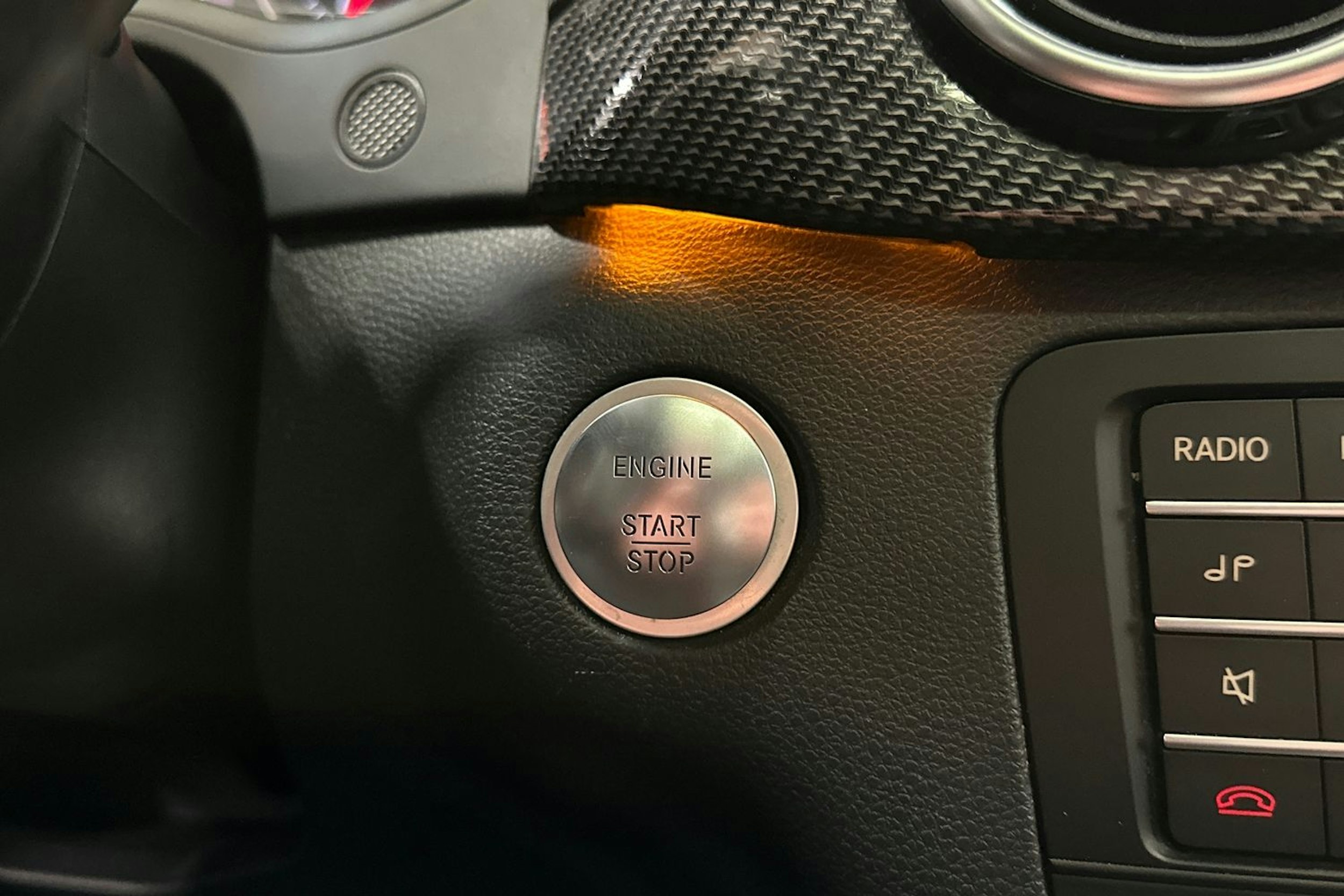 valkoinen Mercedes-Benz B 2017 kuva 24.