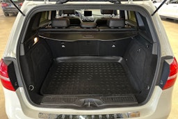 valkoinen Mercedes-Benz B 2017 kuva 32.
