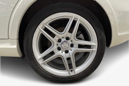 Valkoinen Mercedes-Benz B 2018 kuva 11.