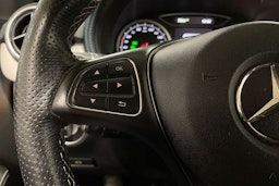 Valkoinen Mercedes-Benz B 2018 kuva 20.