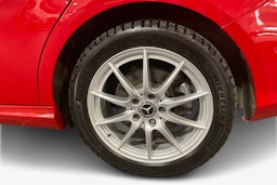 punainen Mercedes-Benz B 2018 kuva 11.