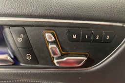 punainen Mercedes-Benz B 2018 kuva 15.