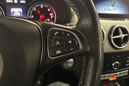 harmaa Mercedes-Benz B 2018 kuva 17.