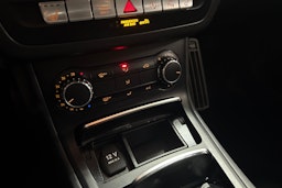 harmaa Mercedes-Benz B 2018 kuva 20.