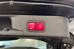 musta Mercedes-Benz B 2019 kuva 15.