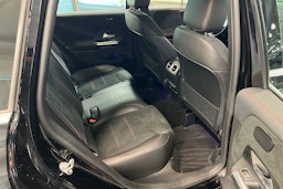musta Mercedes-Benz B 2019 kuva 16.