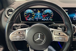 musta Mercedes-Benz B 2019 kuva 18.