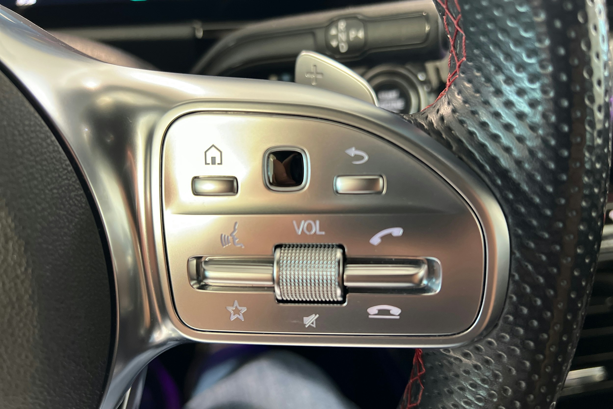 musta Mercedes-Benz B 2019 kuva 20.
