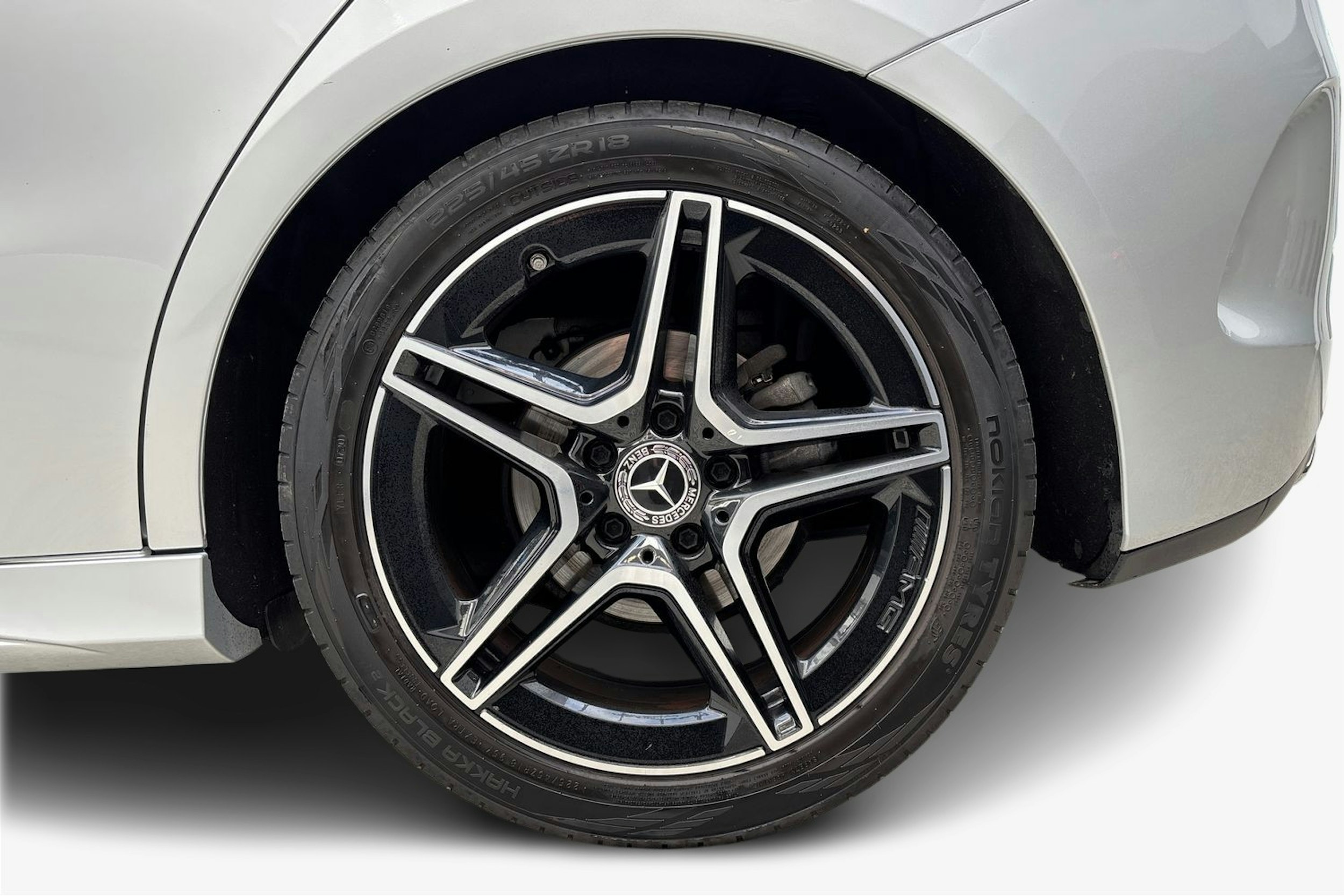 harmaa Mercedes-Benz B 2019 kuva 11.