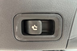 harmaa Mercedes-Benz B 2019 kuva 15.