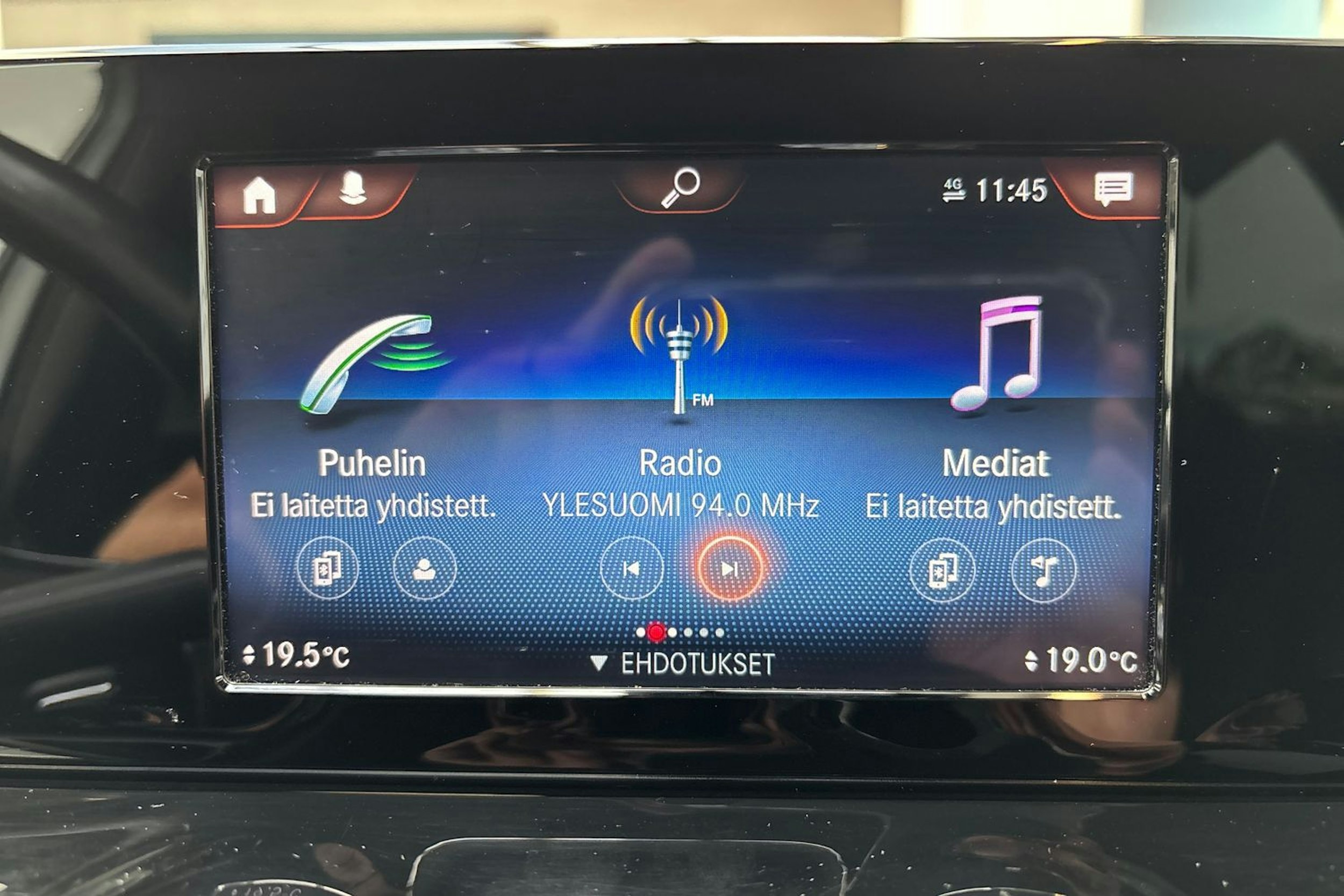 harmaa Mercedes-Benz B 2019 kuva 21.