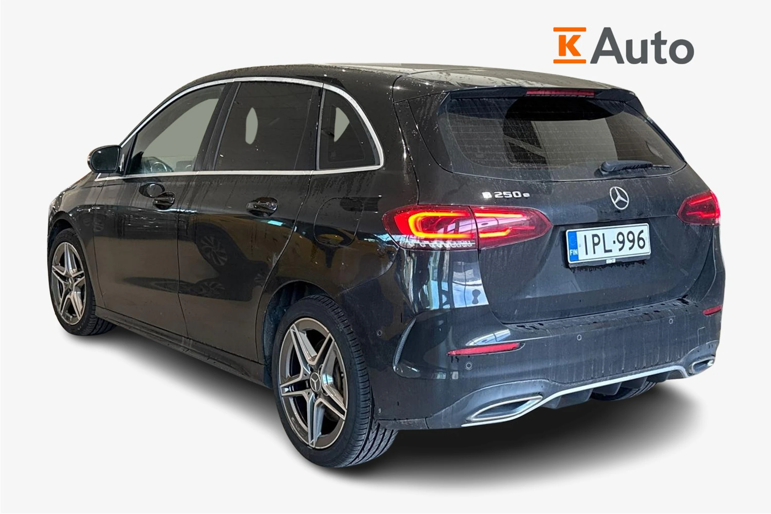 musta Mercedes-Benz B 2021 kuva 2.