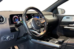 musta Mercedes-Benz B 2021 kuva 3.