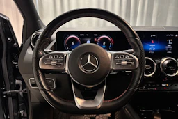 musta Mercedes-Benz B 2021 kuva 14.