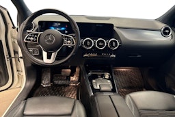 Valkoinen Mercedes-Benz B 2022 kuva 9.