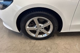 Valkoinen Mercedes-Benz B 2022 kuva 13.