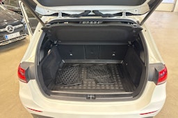 Valkoinen Mercedes-Benz B 2022 kuva 15.