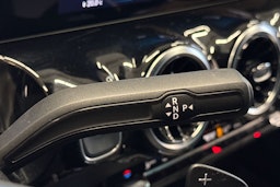 Valkoinen Mercedes-Benz B 2022 kuva 29.