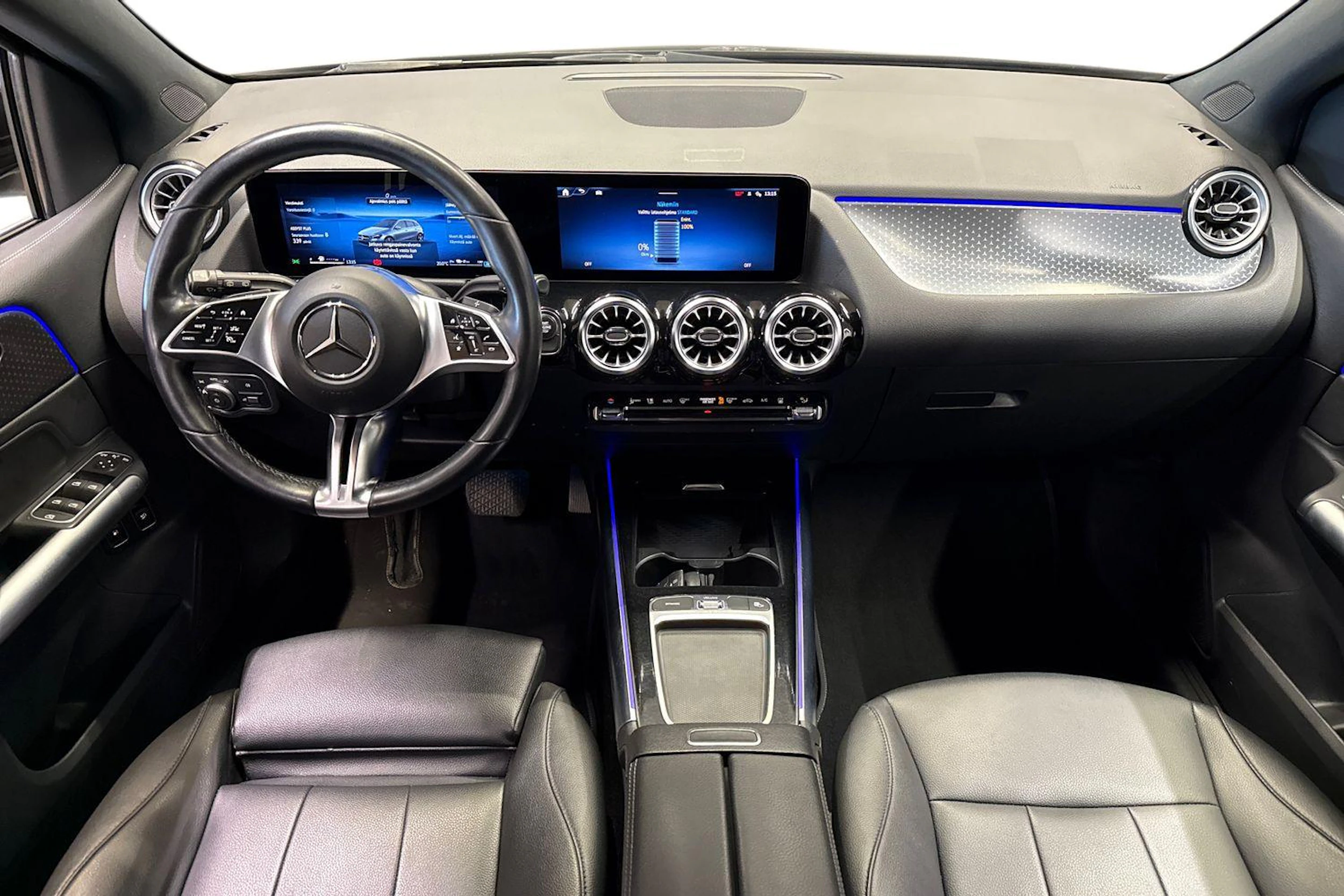 musta Mercedes-Benz B 2023 kuva 7.
