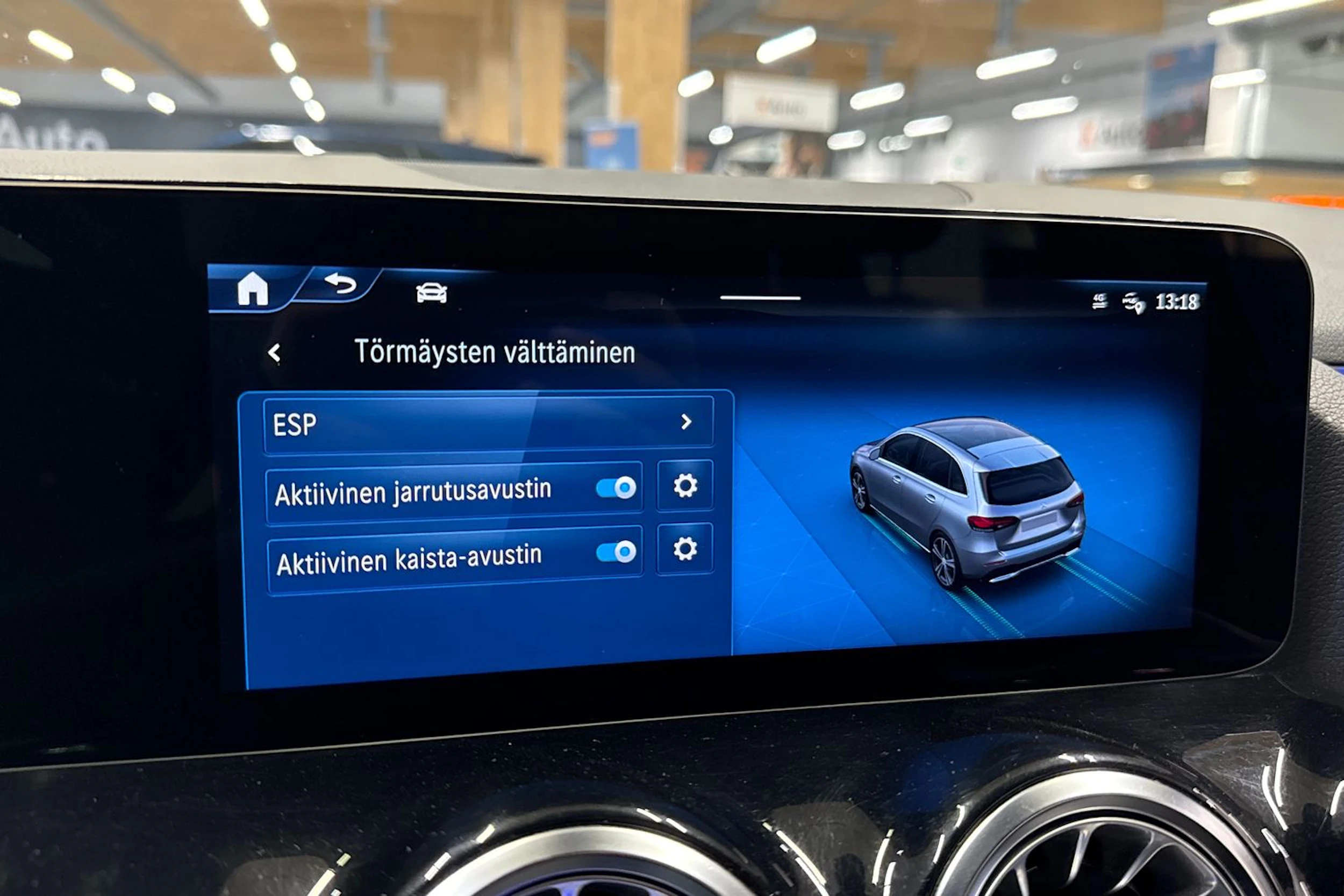 musta Mercedes-Benz B 2023 kuva 21.